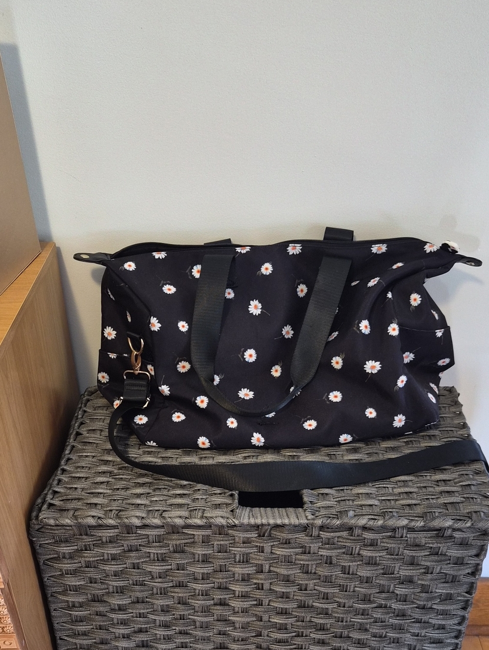 Black Daisy Print Weekender Tote Bag